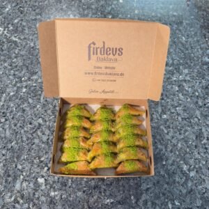 1000 g Şöbiyet (grün) mit Pistazien, Kraftkarton