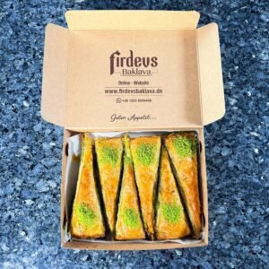 1000 g Baklava mit Pistazien, Karottenstück-Form